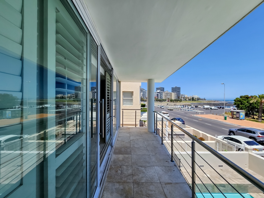 To Let 4 Bedroom Property for Rent in Mouille Point Western Cape